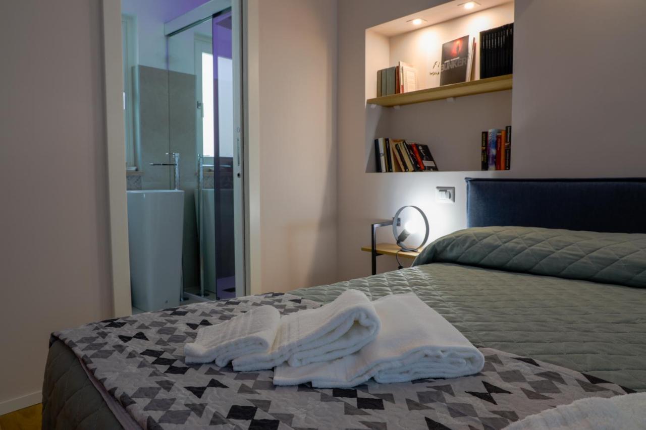 Отель Bed&Book Матера Экстерьер фото