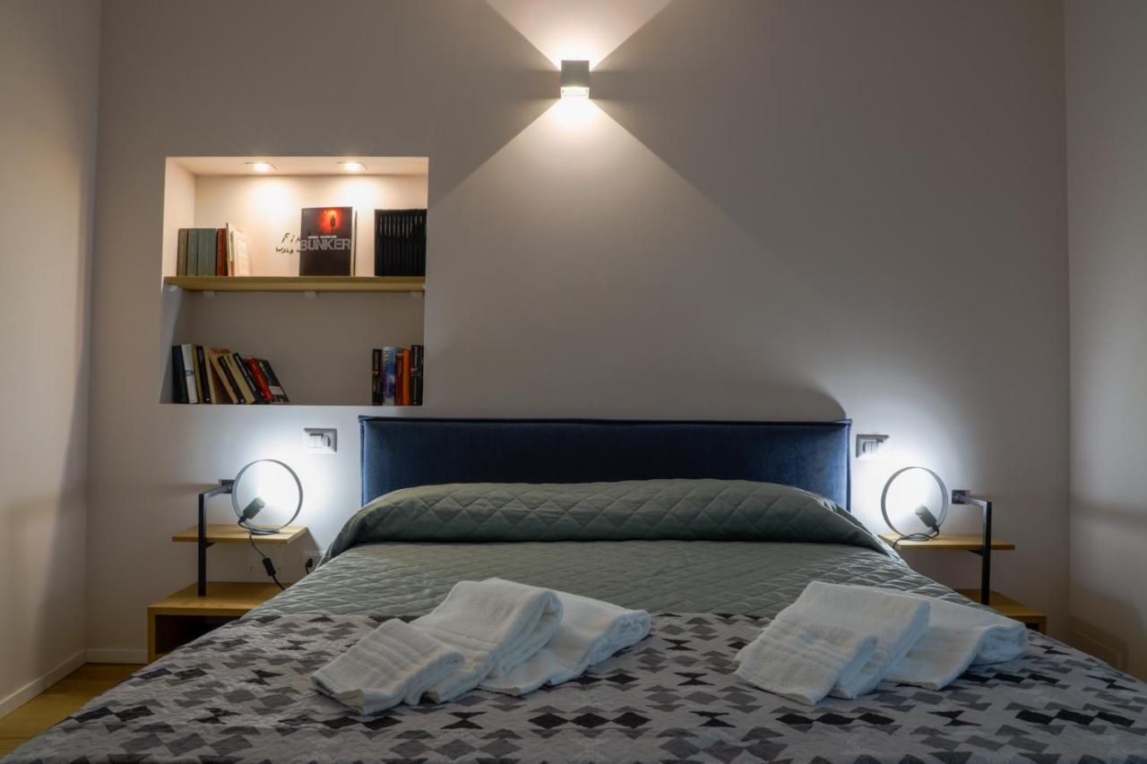 Отель Bed&Book Матера Экстерьер фото